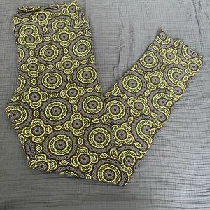 LulaRoe Tall & Curvy Leggings
